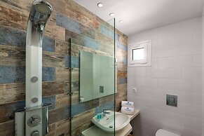 Pefkos View Suites & Maisonette