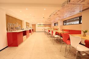 Ibis Xuzhou East Huaihai Road Hotel