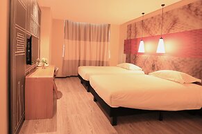 Ibis Xuzhou East Huaihai Road Hotel