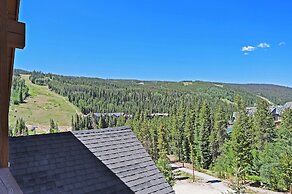 8890 The Springs 4 Bedroom Condo by RedAwning