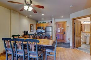 2296 Red Hawk Lodge 2 Bedroom Condo by RedAwning