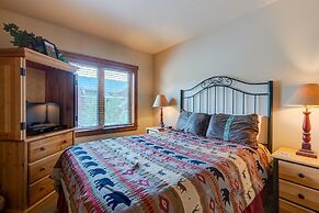 2296 Red Hawk Lodge 2 Bedroom Condo by RedAwning