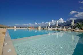 Daphne-Morfi Village