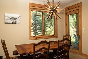 6532 Settlers Creek Townhomes 2 Bedroom Condo by RedAwning