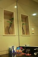 Global Business Hotel