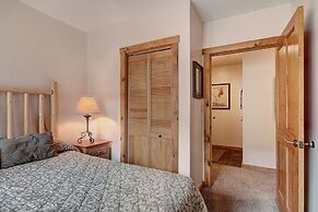 8452 Dakota Lodge 2 Bedroom Condo by RedAwning
