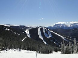 8452 Dakota Lodge 2 Bedroom Condo by RedAwning