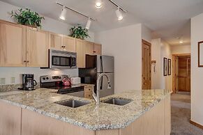 8452 Dakota Lodge 2 Bedroom Condo by RedAwning