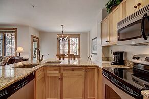 8452 Dakota Lodge 2 Bedroom Condo by RedAwning