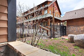 8452 Dakota Lodge 2 Bedroom Condo by RedAwning