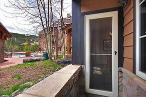 8452 Dakota Lodge 2 Bedroom Condo by RedAwning