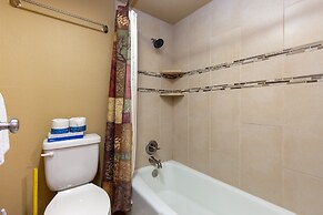 1610 Quicksilver 2 Bedroom Condo by RedAwning