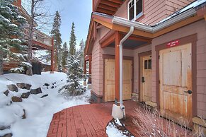 6506 Settlers Creek Townhomes by RedAwning