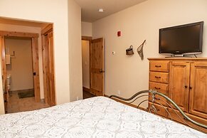 6506 Settlers Creek Townhomes by RedAwning