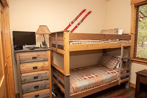 6506 Settlers Creek Townhomes by RedAwning