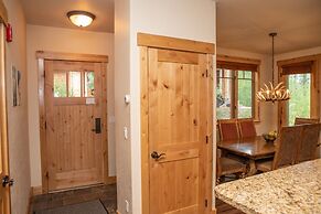 6506 Settlers Creek Townhomes by RedAwning