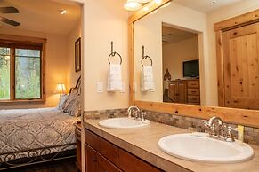 6506 Settlers Creek Townhomes by RedAwning