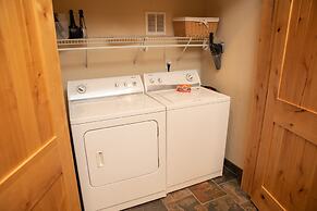 6506 Settlers Creek Townhomes by RedAwning