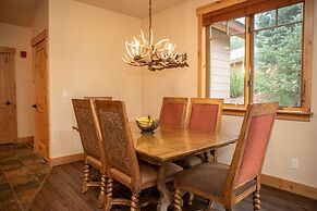 6506 Settlers Creek Townhomes by RedAwning