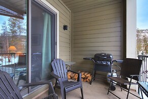 2062 The Pines 2 Bedroom Condo by RedAwning