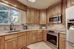 221 Cinnamon Ridge I 2 Bedroom Condo by RedAwning