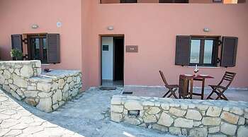 Olive Lemon-Morfi Village