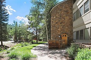 2721 Chateaux DMont by RedAwning