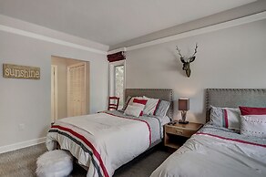 2721 Chateaux DMont by RedAwning