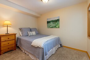 130 Meisel Drive 4 Bedroom Townhouse by RedAwning