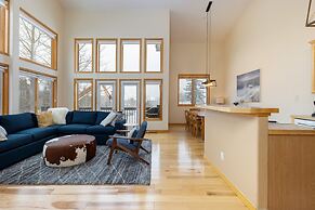 130 Meisel Drive 4 Bedroom Townhouse by RedAwning