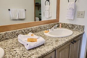 1655 Quicksilver 3 Bedroom Condo