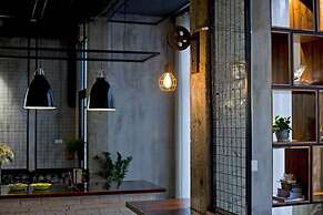 Zero Five One Seven Inn