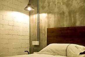 Zero Five One Seven Inn