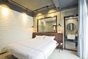 Zero Five One Seven Inn