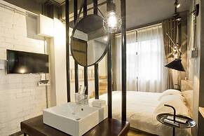 Zero Five One Seven Inn