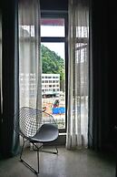 Zero Five One Seven Inn