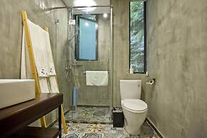 Zero Five One Seven Inn