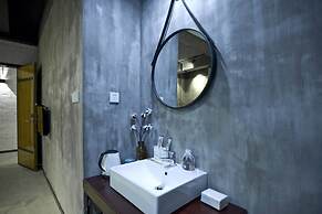 Zero Five One Seven Inn