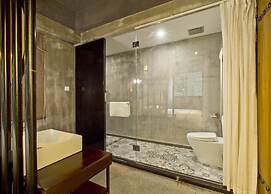 Zero Five One Seven Inn