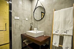 Zero Five One Seven Inn