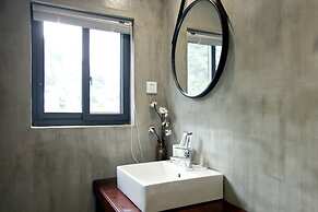 Zero Five One Seven Inn