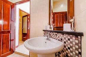 3 Bedrooms Pool Villa Walk to Patong