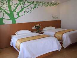 Vatica TianJin JingHai District Bus Station Home World Plaza Hotel