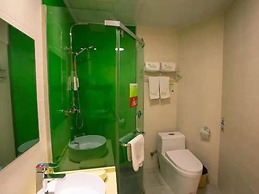 Vatica TianJin JingHai District Bus Station Home World Plaza Hotel