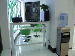 Vatica TianJin JingHai District Bus Station Home World Plaza Hotel