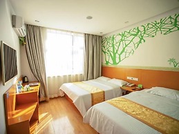 Vatica TianJin JingHai District Bus Station Home World Plaza Hotel