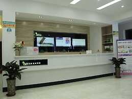 Vatica TianJin JingHai District Bus Station Home World Plaza Hotel