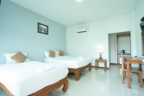 Lamphurai Riverside Resort and Spa