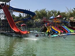 Lamphurai Riverside Resort and Spa