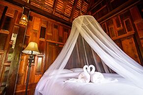 Lamphurai Riverside Resort and Spa